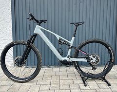Foto von Cube AMS Hybrid One44 TM