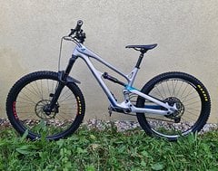 Foto von YT Industries Jeffsy CF Pro Race 27.5 Gr. M Neuer Rahmen!
