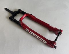 Foto von RockShox ZEB Ultimate Charger 3.1 29" 180mm Red