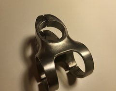 Foto von Custom Titanium 3d Printed stem - ø35/35mm