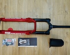 Foto von RockShox 29" ZEB Ultimate Charger 3.1 RC2 180 mm