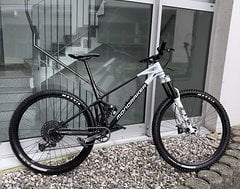 Foto von Mondraker Raze Custom  Größe L Vivid Coil Ultimate Fox 36 Performance Neuwertig