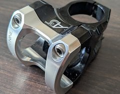 Foto von Industry Nine Vorbau A35 Stem 35 mm | schwarz /silber 40 mm