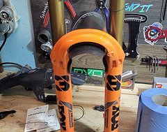 Foto von Fox 38 Factory Grip2 29 170/180mm 44rake Orange