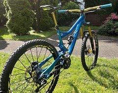 Foto von Alutech Fanes 4.0 Custom Gr. M 27,5“