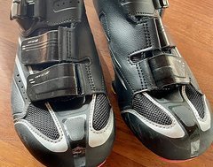 Foto von Shimano SH-R088L Gr.45 Rennradschuh [neuwertig]