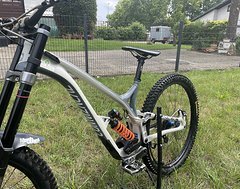Foto von Commençal Supreme DH V4.4 650B Gr. L + Dämpfer