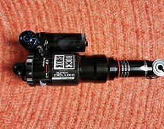 Foto von RockShox NEU SUPER DELUXE ULTIMATE 210x47,5