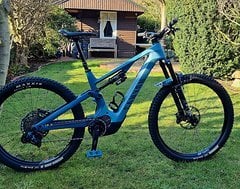 Foto von Canyon Spectral:ON CF 9 neuer Akku 900 Wh Größe M 08/2022