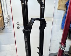 Foto von RockShox Zeb Select + 160/180mm