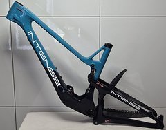 Foto von Intense T279 Enduro Carbon Rahmen in Large/blue nagelneu!