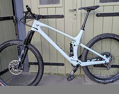 Foto von YT Industries Izzo