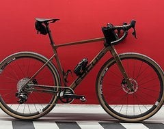 Foto von Focus ATLAS 8.9 - Carbon Gravel Bike