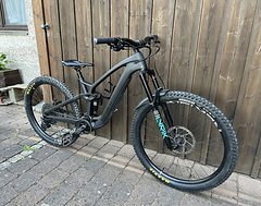 Foto von Trek Fuel Exe Carbon 9.8 Größe M Light EMTB, TRP,Ultimate, Newmen
