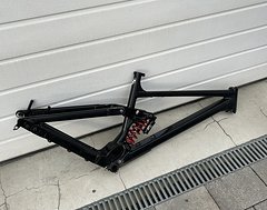 Foto von Raaw Jibb v1 | Frameset | L | Schwarz