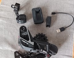 Foto von SRAM X0 Transmission Schaltwerk + Trigger + Ladegerät & Akku