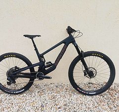 Santa Cruz Bicycles Nomad 6 Carbon C MX GX AXS Coil Matte Liquid Blue Gr L Modell 2023/24