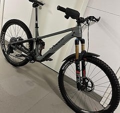 Pivot Cycles SHUTTLE SL PRO X01 Transmission L