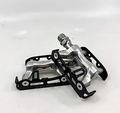 Mks RX 1 Pedale