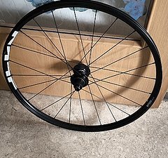 Shimano MT500 Hinterrad 27,5 Zoll 12 fach Micro Spline Freilauf 12 x 148 Boost