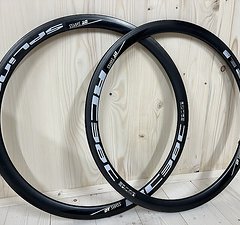 DT Swiss RC38C Carbon Felgen