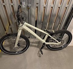 Canyon Stitched CFR Trial Bike Carbon Street/Dirt Wibmer Magura DT Swiss Neuw