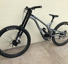 Commencal Supreme DH V4 Race Mullet *L*
