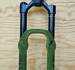 RockShox Federgabel Lyrik Ultimate Charger 3 150mm - NEU