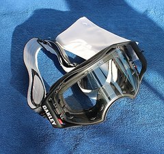 Oakley Airbrake MX-MTB Crossbrille schwarz, wie neu