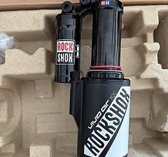 RockShox Vivid Air R2C 216x63mm M/M Dämpfer NEU in OVP