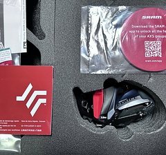 SRAM Force eTap AXS 12x Schaltwerk *NEU*