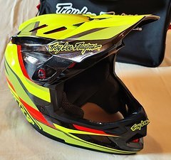 Troy Lee Designs D4 CARBON OMEGA Black/Yellow MIPS M Helm neu