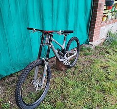 Nukeproof Dissent