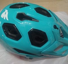 Bluegrass Golden Eyes Enduro AM & Trail Helm Mint Türkis Teal L/XL 56-63 cm