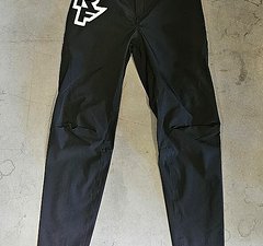 Race Face Sendy Pants Hose Youth Medium BLK 2022 Neu