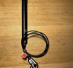 RockShox Reverb Sattelstütze 31,6 200mm Hub NEU