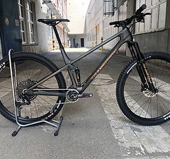 Transition Bikes Spur Carbon X01 | Large | Black Powder Testbike