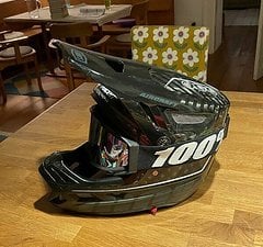 100% Aircraft Carbon Mips Downhill / Enduro Fullface Helm
