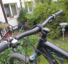 Cube Fritzz 180 hpa Race 27.5