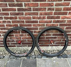 Hope Pro 2 Evo Notubes Alpine Sapim LRS 26