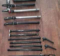 Sr Suntour Diverse Steckachsen. neu / gebraucht Trek Rock Shox