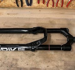 RockShox 29" Lyrik Ultimate Charger 3 (D1) RC2 160 mm / 44 Offset