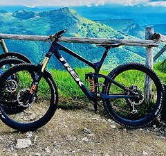 Trek Slash Custom XL RAW Carbon, Fox 38, Saint usw..