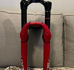 RockShox Lyrik Ultimate 2022 – Boxxer Rot – 150 mm – 29" – Boost