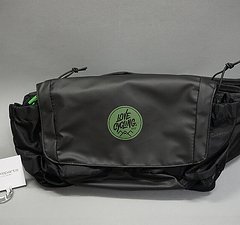 XLC Hüfttasche Hipbag BA-H01 schwarz/grün 27x21x8cm 3,6 ltr