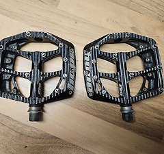 Hope F20 Flatpedals - die Pedale fürs Trailbike schlechthin