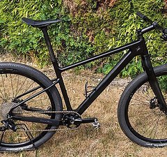 Airwolf YFM025 7,9 kg Starr-MTB /Flatbar Gravelbike