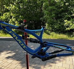 Pivot Cycles Phoenix Rahmen + Dämpfer Größe M