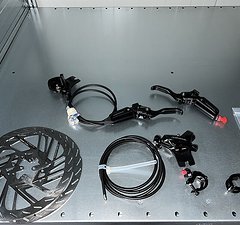 SRAM Scheibenbremse Code Silver stealth | mit Bremsscheiben NEU!