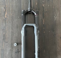 RockShox ZEB Ultimate Charger 3 - 29" 170mm